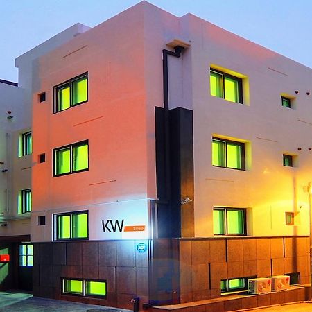 Hostel Kw Sinsa Seoul Exteriör bild