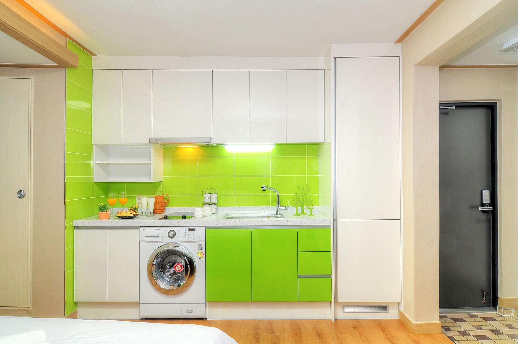 Hostel Kw Sinsa Seoul Exteriör bild