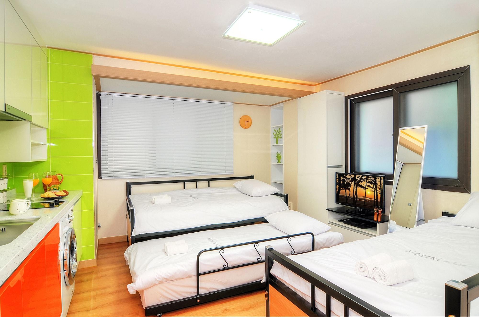 Hostel Kw Sinsa Seoul Exteriör bild