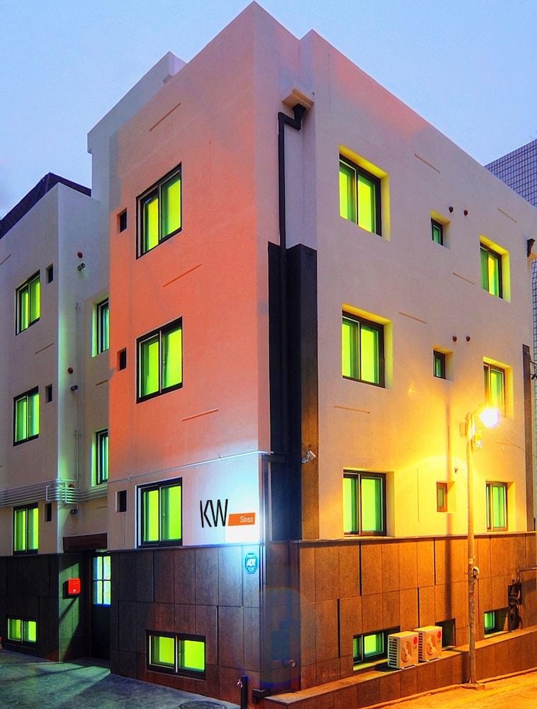 Hostel Kw Sinsa Seoul Exteriör bild